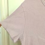 Uniqlo Ribbed Crew Neck Short Sleeve Cropped T-shirt in 10 Pink Photo 2