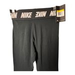 Nike Women's Black & White Athletic Sporty Logo Swoosh Leggings Sz S NWT Photo 2