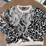 Guess  animal print cream sweater Photo 2
