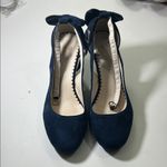Chic Navy Women's Heels with Bow Detail Blue Size 8 Photo 1