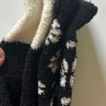 Kate Spade  Black and White Floral Socks 2 pairs Photo 7