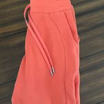 Lululemon Scuba High-Rise Jogger Photo 2
