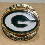 NFL Vintage Green Bay Packers Vest Hat Lapel Pin Football Shield Round Badge Photo 1