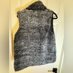 Women's Katydid Vest Black Gray Size Small Faux‎ Fur Poly Lined Zip Pockets Photo 4