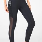 Fabletics Mid-Rise 7/8 Pocket Legging Photo 1
