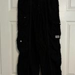 BDG  Lowrise Black Cargo Pants Photo 1