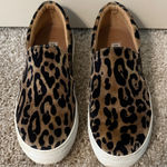 Steve Madden  Animal Print Slip-On Shoes Women’s Sz 7.5 Photo 0