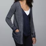 Lululemon  Navy Blue Vestigan Boolux Cardigan Size 8 Photo 4