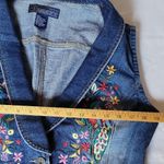 Baccini  Blue Denim Vest with Colorful Floral Embroidery Size L Photo 4