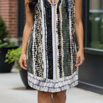 Ali Ro  Women's Sleeveless Stretchy v-neck Dress size 12 Photo 0