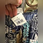 Exclusive One short sleeve vneck top Photo 5