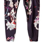 Athleta  Salutation Stash Pocket‎ Magnolia Plum#384003 Size Medium Photo 3
