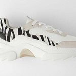 ZARA Chunky Sneakers with Animal Print Photo 1