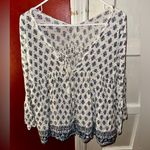 En Crême En Creme White and Blue Floral Peasant Top - Size Large Photo 2