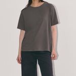 Everlane The Air Tee in Graphite, Size X-Small Photo 1