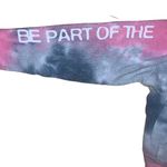 Cross Colours Cropped Hoodie Photo 6