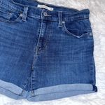 Levi's Women’s Mid-Rise Mid Length Blue Denim Jean Shorts 28 Photo 1
