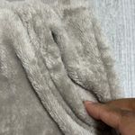 Active USA Gray Two Piece Sweater Outfit Photo 2