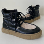 Universal Threads NWOT Universal Thread women’s black cream Kimber Sherpa tongue boots size 6.5 Photo 0