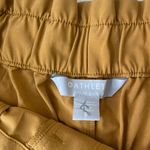 Athleta Skyline Short II Paperbag Waist Belted Travel in Tuscan Gold Size 8 Photo 9