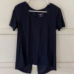 Old Navy active t shirt Photo 2