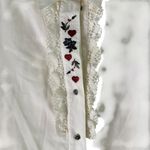 Alphorn Trachten Vintage Embroidered Floral Lace Trim Button Down Shirt Size 36 Size L Photo 7