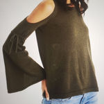 American Eagle Women’s  green bell sleeve cold shoulder sweater. Size medium Photo 0