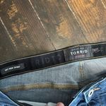 Torrid  18S distressed normcore stretchy ankle skinny jeans Photo 1