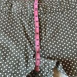 Gap  3in City Khaki Short, Olive Green Floral Print Photo 3