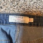 Torrid  Denim Jeans Plus Size 26R Dark‎ Wash Stretch Casual Everyday Photo 1