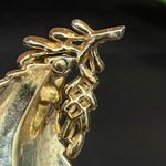 Trifari Vintage 50’s Crown Brushed Gold Tone Gold-plated Textured Leaf Brooch Photo 10