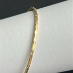 Women’s vintage dainty gold toned patterned‎ bangle bracelet one size Photo 3