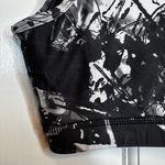 Mondetta Abstract Criss Cross Back Sports Bra in Black/Gray/White - XS/SMALL Photo 6