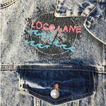 ASHLEY VINTAGE CHARM Trucker Painted Denim Jacket Sz M Acid Wash Cowgirl Biker Blue Size M Photo 4