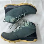 Salomon Women’s Yalta TS CS WP Winter Hiking Lightweight Insulated Boot,Size 8.5 Photo 1