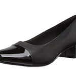 Clarks  Womens Chartli Diva Pumps Photo 0