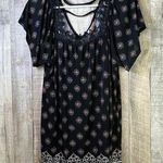 Lavish XL Medallion Swing Top with Square Lace Cutout Neckline with V-Ba… Photo 0