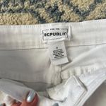 FOR THE REPUBLIC Frayed Hem White Jeans Photo 1