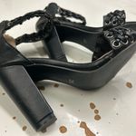 Heels Size 6 Black stylish size 36–detailed fashion no damages Photo 3