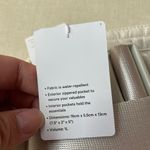 Lululemon Everywhere Belt Bag 1L - White Opal Photo 13