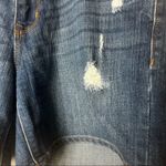 Old Navy  Womens Distressed Boyfriend Denim Shorts Sz 6 Photo 1