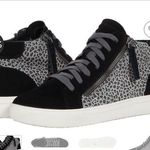 Blondo Waterproof Leather Sneakers. Size 8. Photo 0