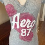 Aeropostale  Gray Plunge Neck T Shirt Short Sleeve New Photo 1