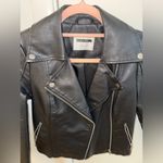 Noisy May  leather look jacket in black Photo 4