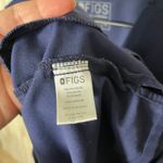 FIGS Navy Blue V Neck Two Pocket Scrub Top Womens Size XL Photo 3