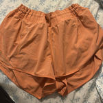 Lululemon Hotty Hot 2.5" Photo 0