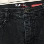 Style & Co FINAL MARKDOWN  Jeans 4 short Photo 2