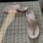 Vionic  Kirra Leather Thong Rose‎ Gold Sandals size 9.5 boho coastal Workwear Photo 0