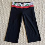 Lululemon reversible groove crop legging Photo 2