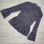 Belle Vere Nwt  bell long sleeve blouse shirt flared waist shirt size small Photo 3